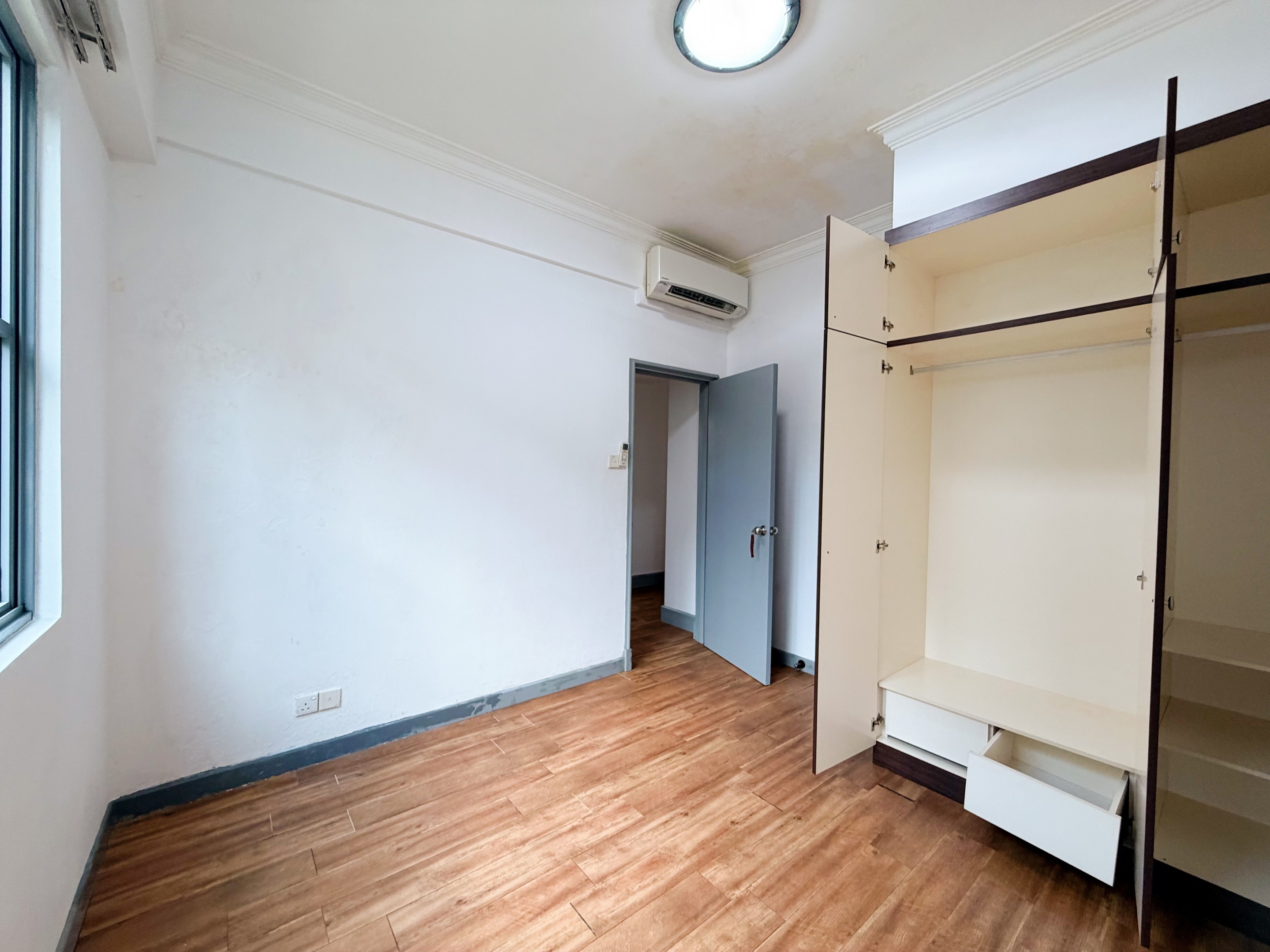 SPRINGDALE CONDOMINIUM